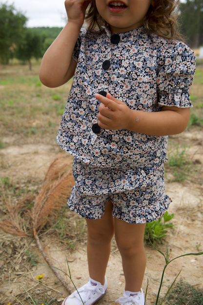 FLOWERS blouse